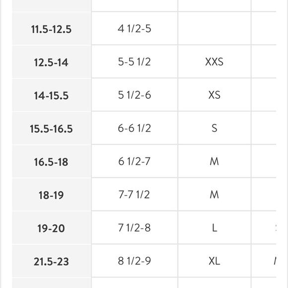 Bruno Magli Cashmere Lined Leather Bow Gloves Burgundy XL Retails: $195 - Picture 8 of 8